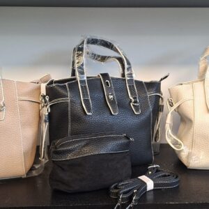 Tas met toilettasje Draagbaar