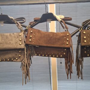 Draagbarentas met goude studs