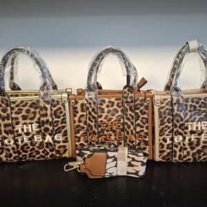 Panter the tote bag