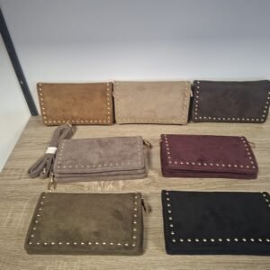 Kleine tasje draagbaar met studs